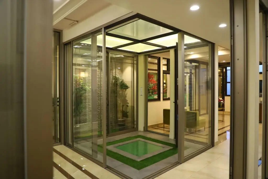 Tostem Studio by Nack Studios 7